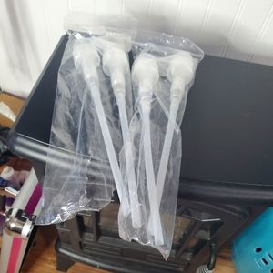 Liter hand pumps. For liter size shampoo and conditioner.